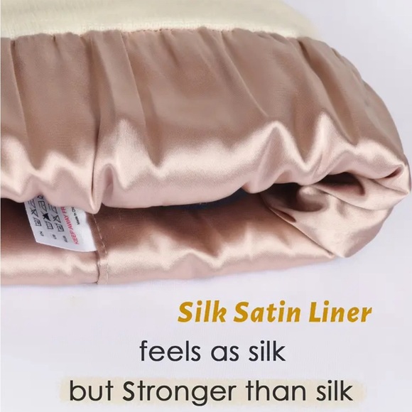 NEW “LA”  Satin lined Beanie with (Silver) Rhinestone Logo. - Picture 3 of 3